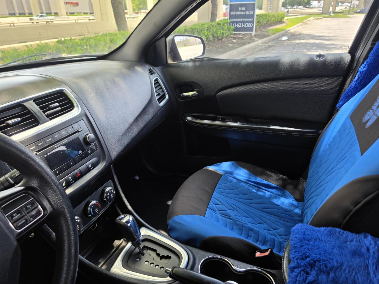 2013 Blue Dodge Avenger SE (1C3CDZAGXDN) with an 3.6L V6 DOHC 24V FFV engine, 6-Speed Automatic transmission, located at 5005 Telephone Rd., Houston, TX, 77087, (713) 641-0980, 29.690666, -95.298683- Photo#7