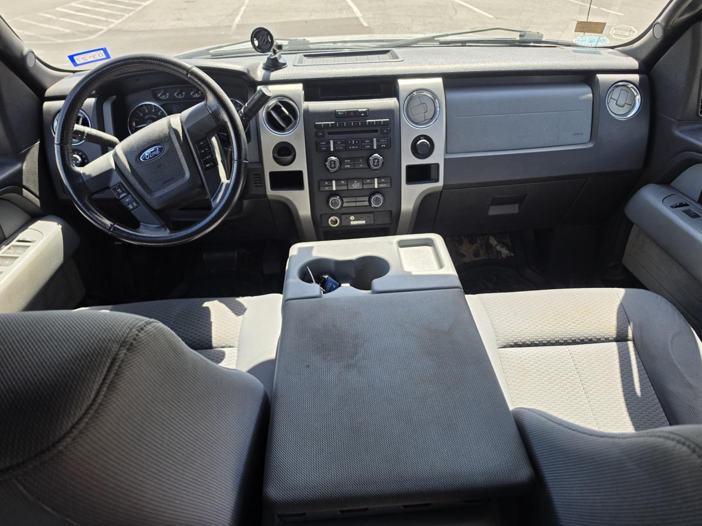 2012 silver Ford F-150 FX2 SuperCrew 5.5-ft. Bed 2WD (1FTFW1CF2CF) with an 5.0L V8 engine, 6-Speed Automatic transmission, located at 5005 Telephone Rd., Houston, TX, 77087, (713) 641-0980, 29.690666, -95.298683- Photo#4