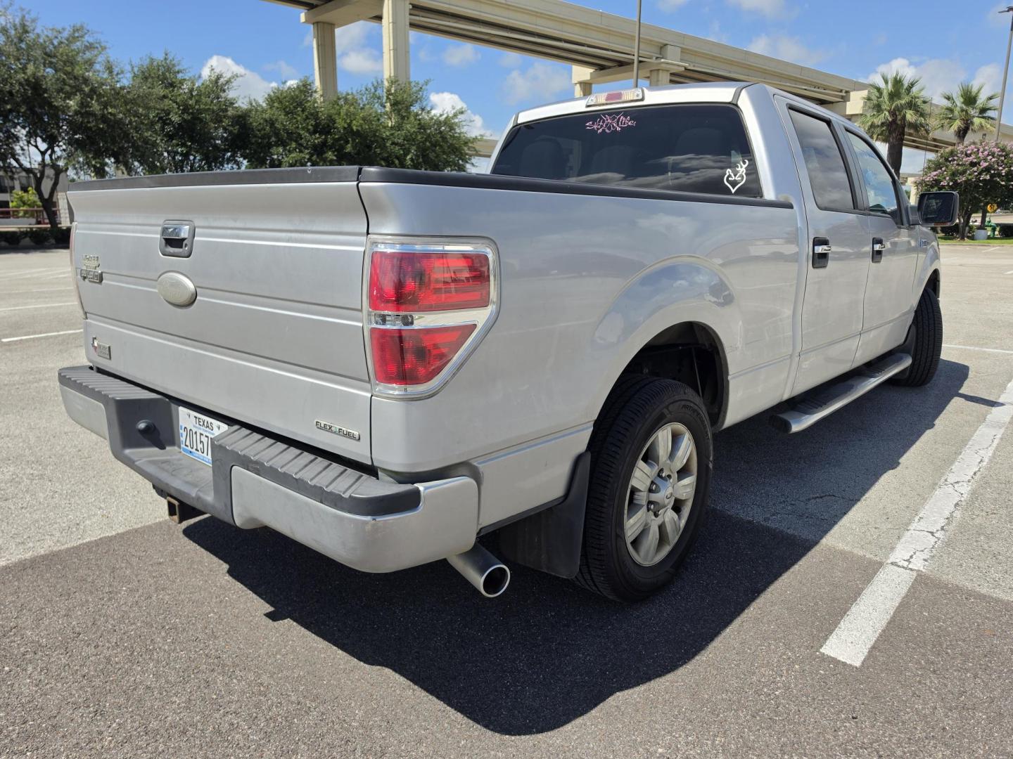 2012 silver Ford F-150 FX2 SuperCrew 5.5-ft. Bed 2WD (1FTFW1CF2CF) with an 5.0L V8 engine, 6-Speed Automatic transmission, located at 5005 Telephone Rd., Houston, TX, 77087, (713) 641-0980, 29.690666, -95.298683- Photo#3