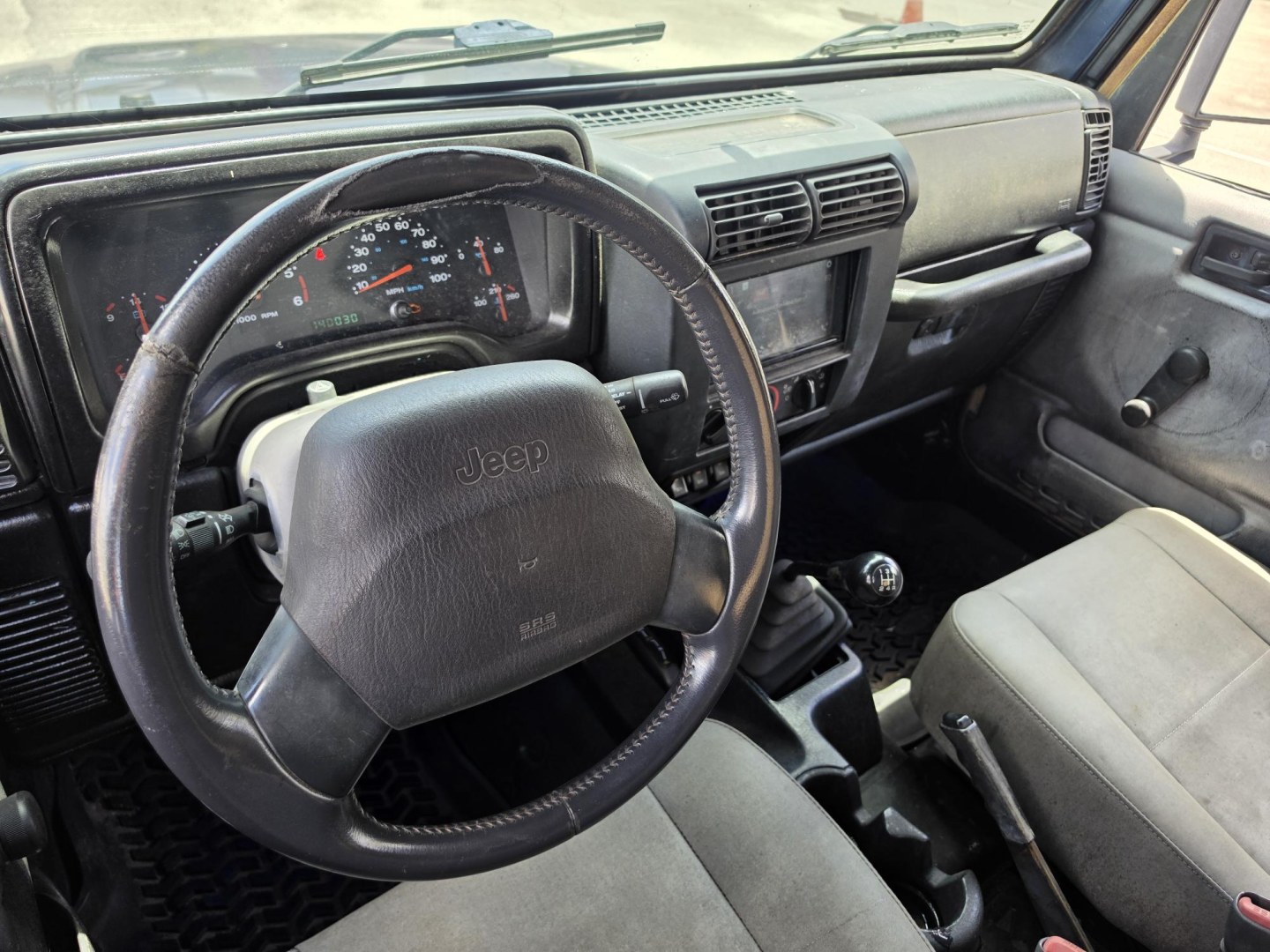 2001 Blue Jeep Wrangler Sport (1J4FA49S31P) with an 4.0L L6 OHV 12V engine, located at 5005 Telephone Rd., Houston, TX, 77087, (713) 641-0980, 29.690666, -95.298683- Photo#4