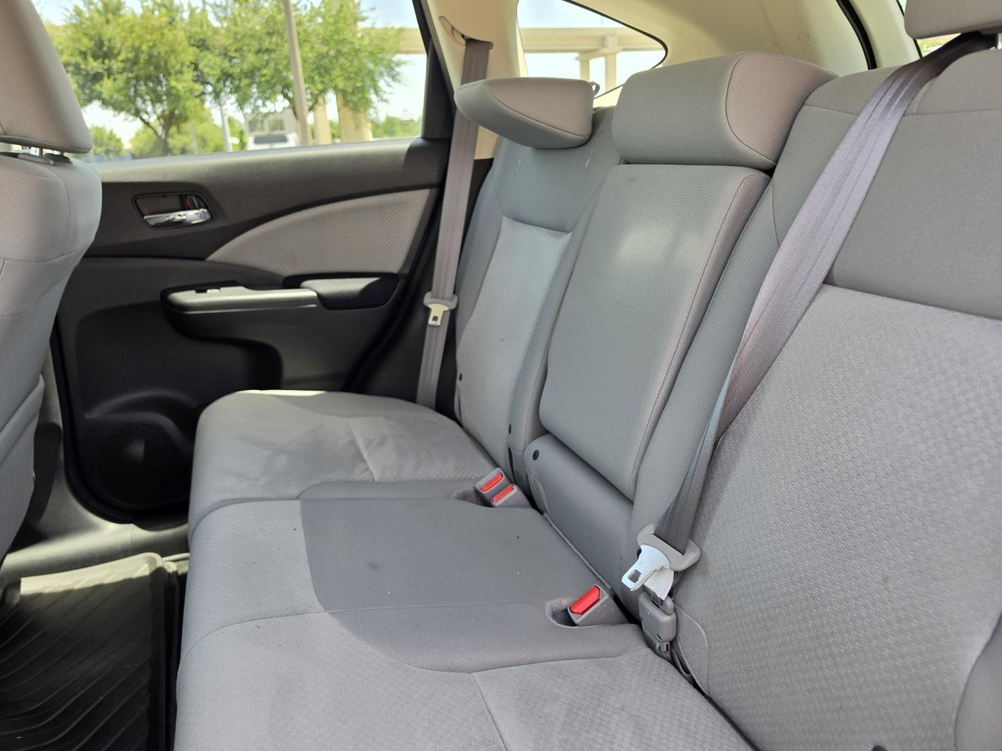 2015 Red Honda CR-V EX 2WD (2HKRM3H51FH) with an 2.4L L4 DOHC 16V engine, Continuously Variable Transmission transmission, located at 5005 Telephone Rd., Houston, TX, 77087, (713) 641-0980, 29.690666, -95.298683- Photo#4