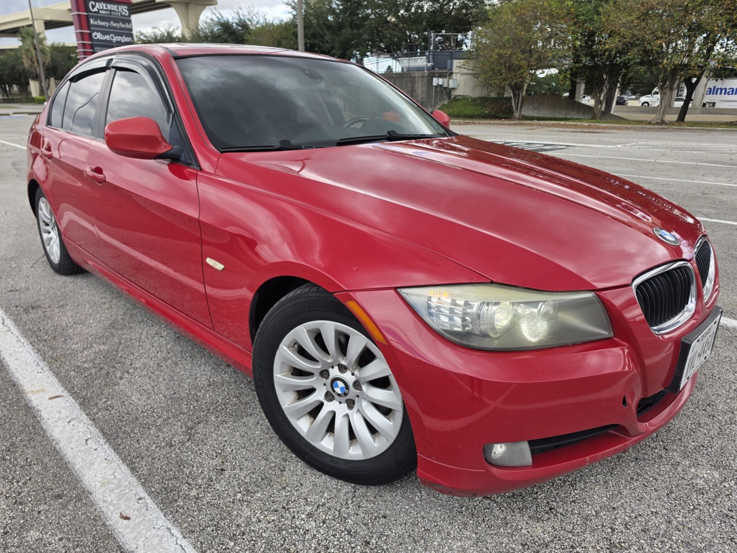 2009 Red BMW 3-Series 328i (WBAPH57549N) with an 3.0L L6 DOHC 24V engine, located at 5005 Telephone Rd., Houston, TX, 77087, (713) 641-0980, 29.690666, -95.298683- Photo#3