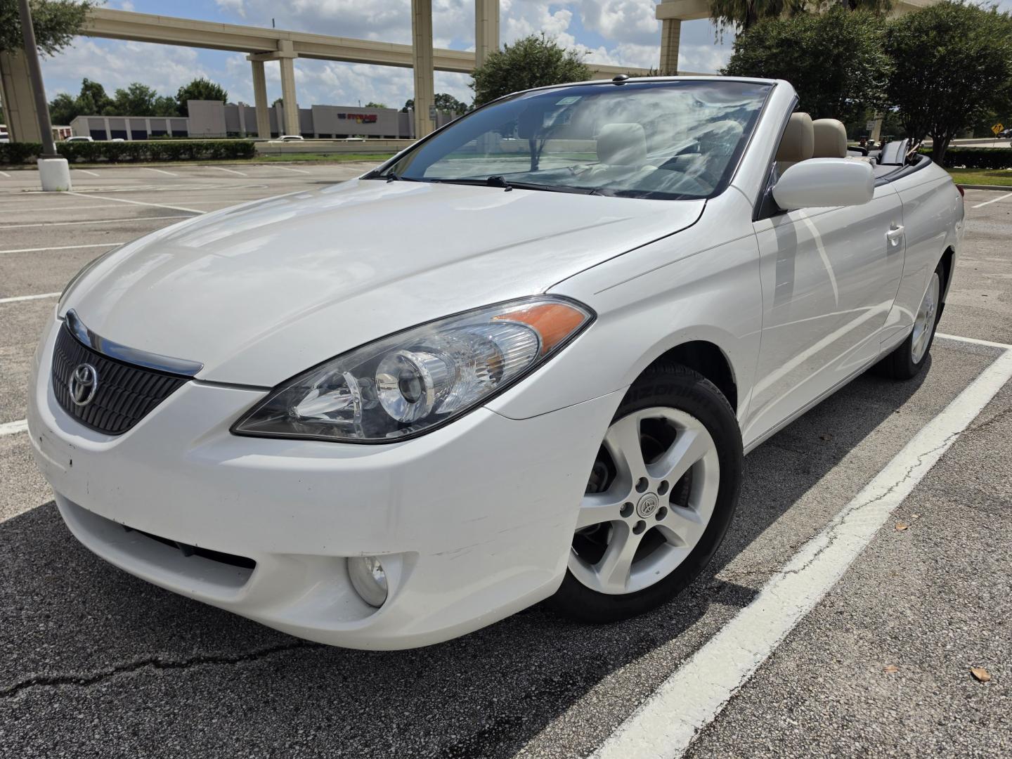 2005 white Toyota Camry Solara SE Convertible (4T1FA38P35U) with an 3.3L V6 DOHC 24V engine, 5A OD transmission, located at 5005 Telephone Rd., Houston, TX, 77087, (713) 641-0980, 29.690666, -95.298683- Photo#0