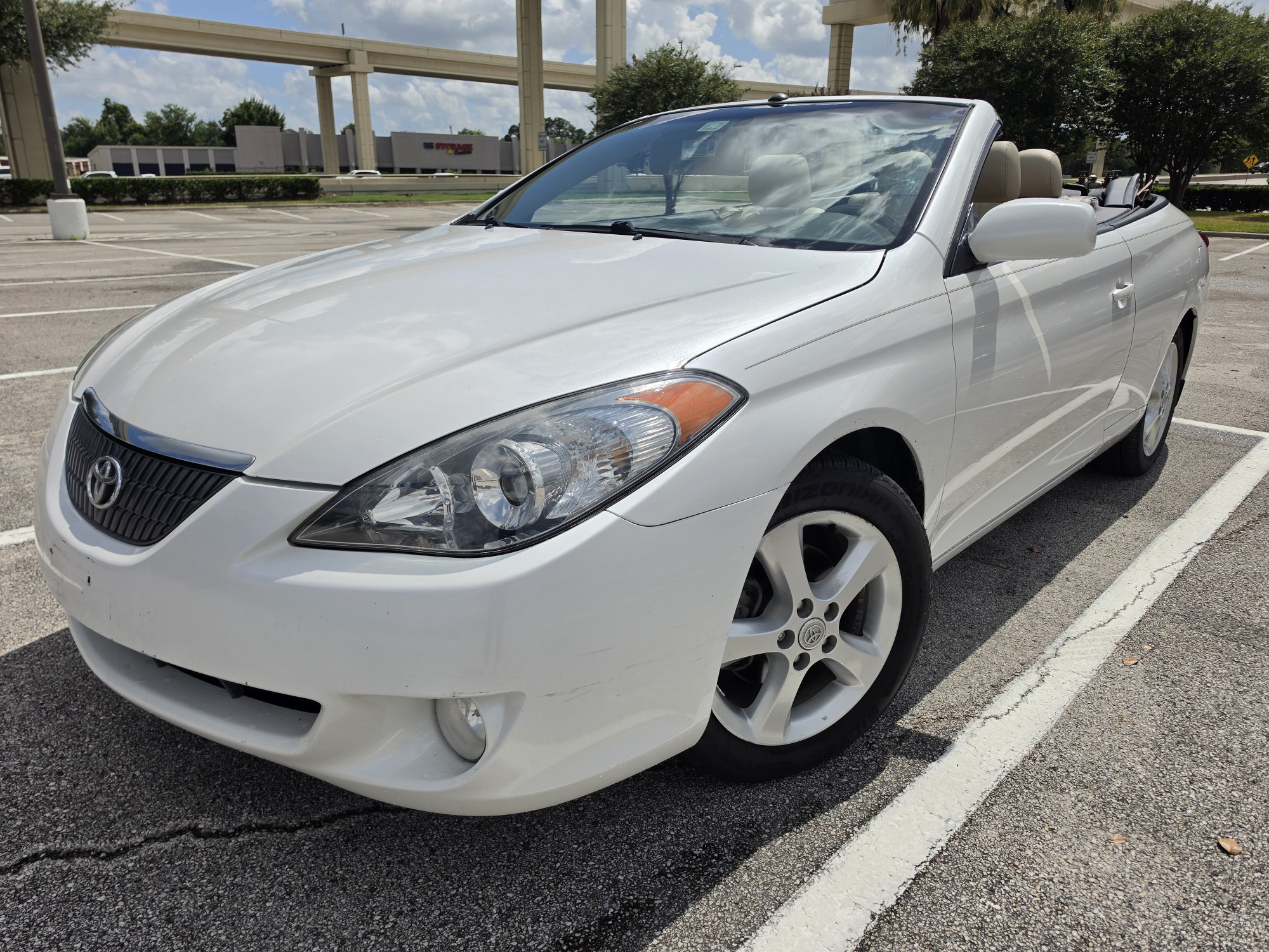 photo of 2005 Toyota Camry Solara SE Convertible