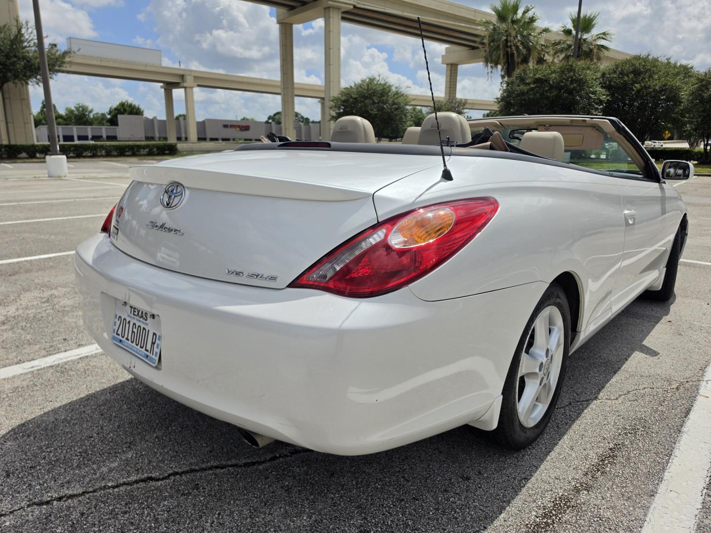 2005 white Toyota Camry Solara SE Convertible (4T1FA38P35U) with an 3.3L V6 DOHC 24V engine, 5A OD transmission, located at 5005 Telephone Rd., Houston, TX, 77087, (713) 641-0980, 29.690666, -95.298683- Photo#3