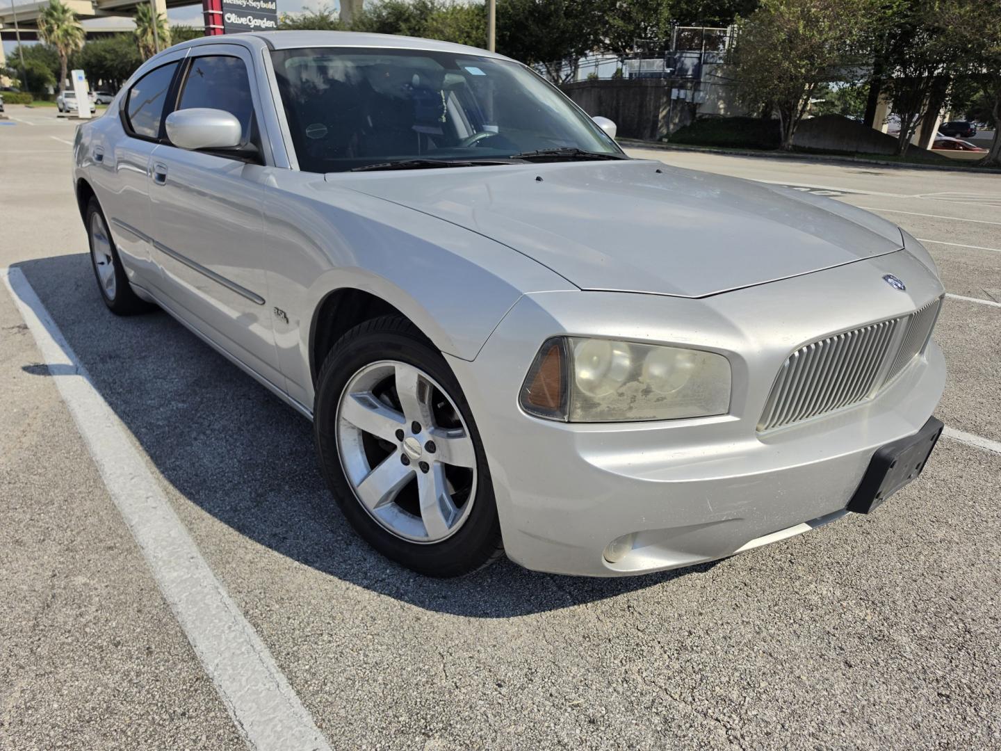 2010 Gray Dodge Charger SXT (2B3CA3CV7AH) with an 3.5L V6 SOHC 24V engine, 5A transmission, located at 5005 Telephone Rd., Houston, TX, 77087, (713) 641-0980, 29.690666, -95.298683- Photo#3