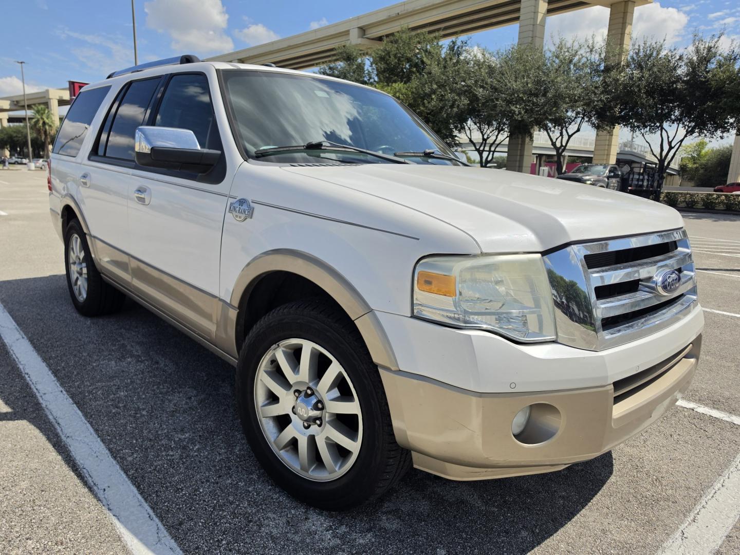 2014 white Ford Expedition King Ranch 2WD (1FMJU1H5XEE) with an 5.4L V8 SOHC 16V FFV engine, 6A transmission, located at 5005 Telephone Rd., Houston, TX, 77087, (713) 641-0980, 29.690666, -95.298683- Photo#2