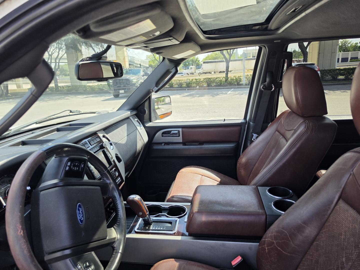 2014 white Ford Expedition King Ranch 2WD (1FMJU1H5XEE) with an 5.4L V8 SOHC 16V FFV engine, 6A transmission, located at 5005 Telephone Rd., Houston, TX, 77087, (713) 641-0980, 29.690666, -95.298683- Photo#4