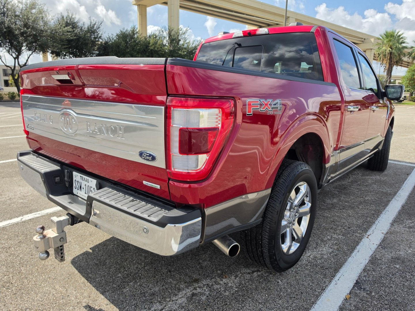 2023 Red Ford F-150 XL SuperCrew 6.5-ft. Bed 4WD (1FTFW1E82PF) with an 3.5L V6 DOHC 24V engine, 6A transmission, located at 5005 Telephone Rd., Houston, TX, 77087, (713) 641-0980, 29.690666, -95.298683- Photo#2